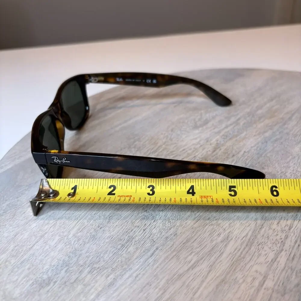 Ray-Ban RB2132 New Wayfarer Tortoise Sunglasses Green Lens 902/L 55mm 18 145